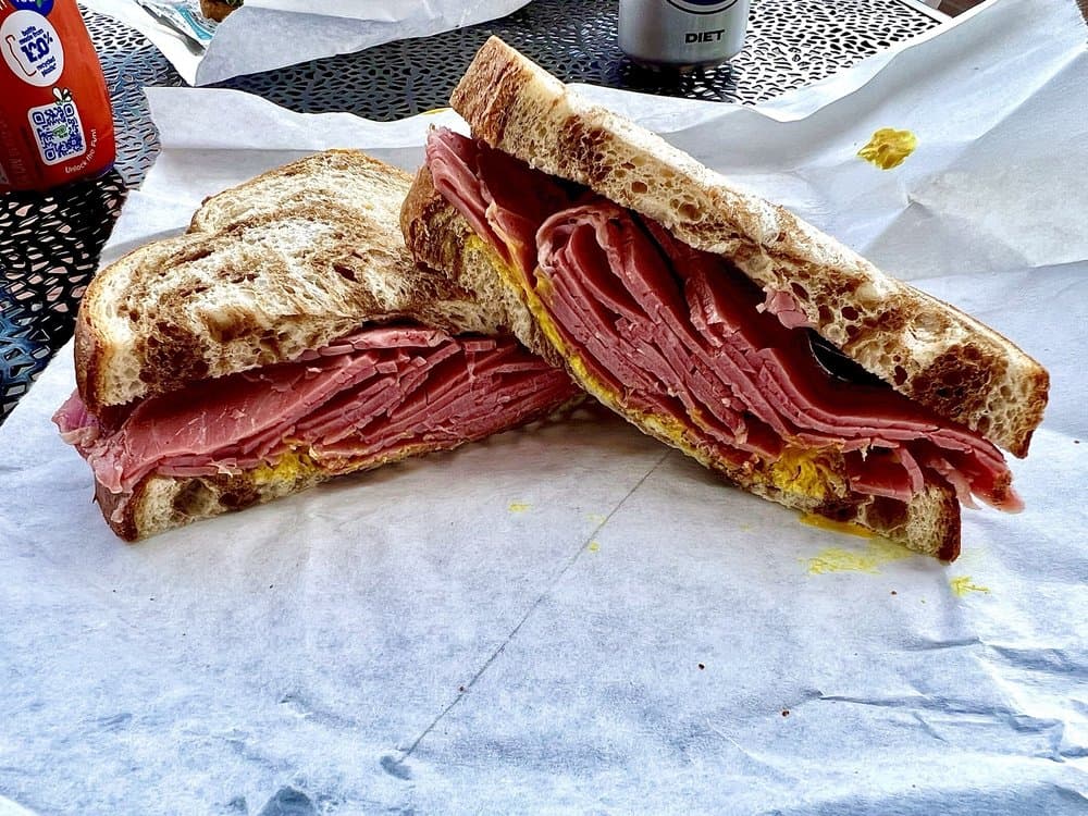 East Ferry Market & Deli