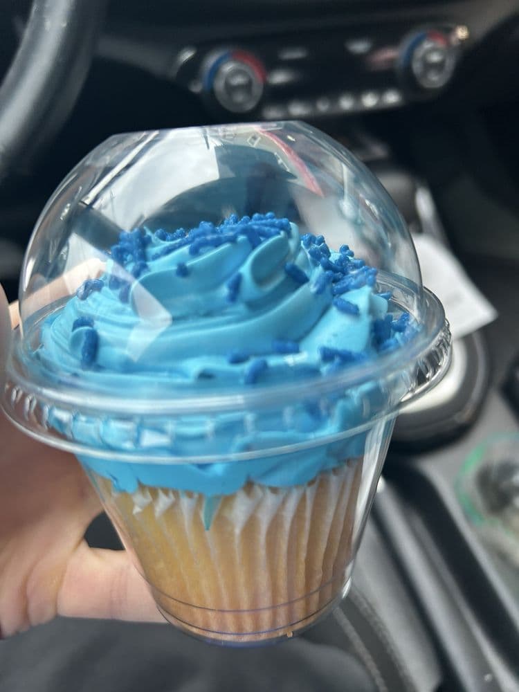 The Family Cake Bakery and Cafeteria