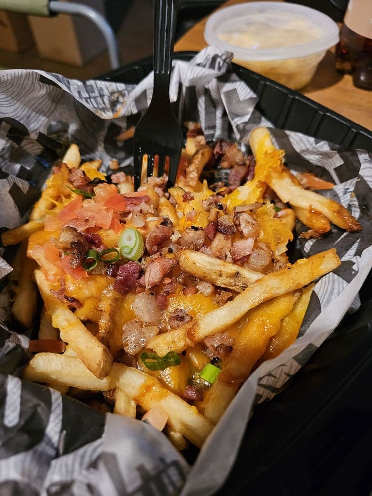 Smokey Bones Warwick