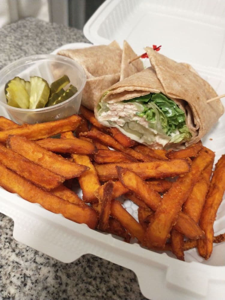 Newport Creamery Ice Cream & Sandwich Shoppes