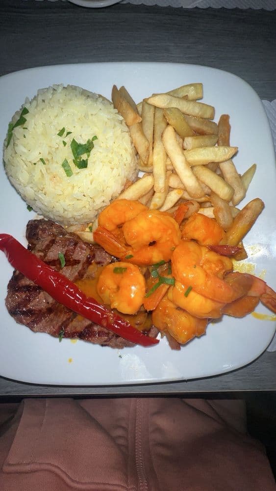 Tugas Restaurant and Catering