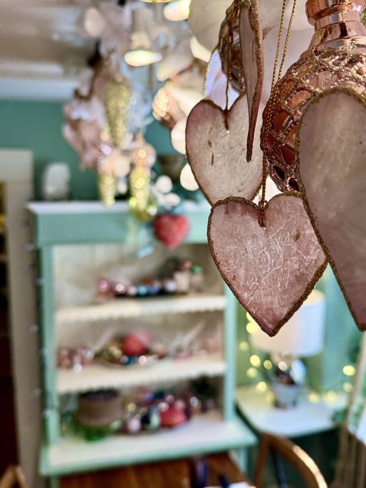 The Tree House Tavern & Bistro