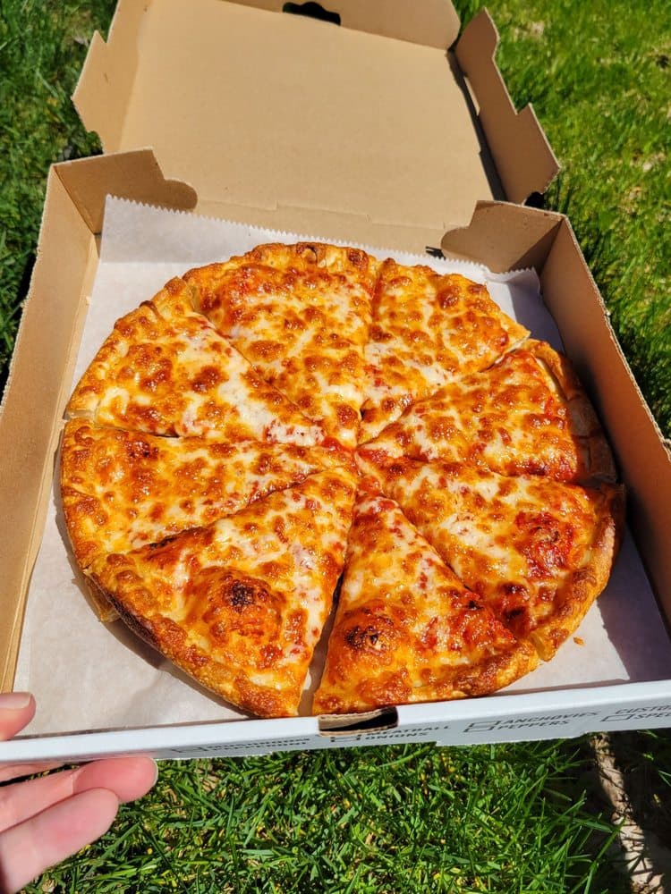 Olympia Famous Pizza