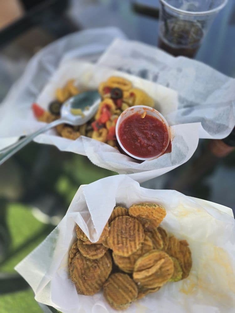 Uncle Ronnie's Red Tavern